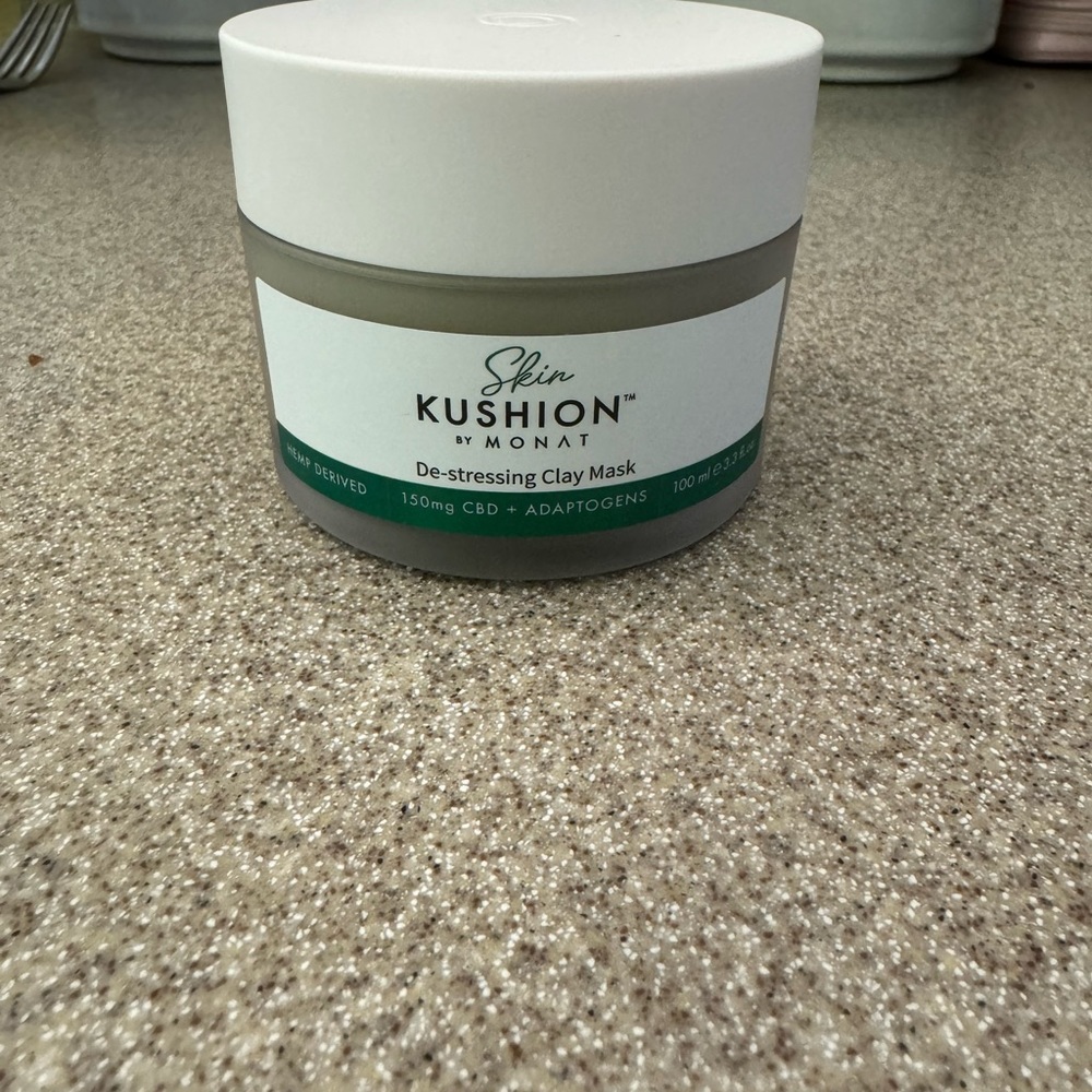 Monat De-Stressing Clay Mask